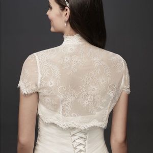 David’s Bridal Lace Bolero / Wedding Shrug